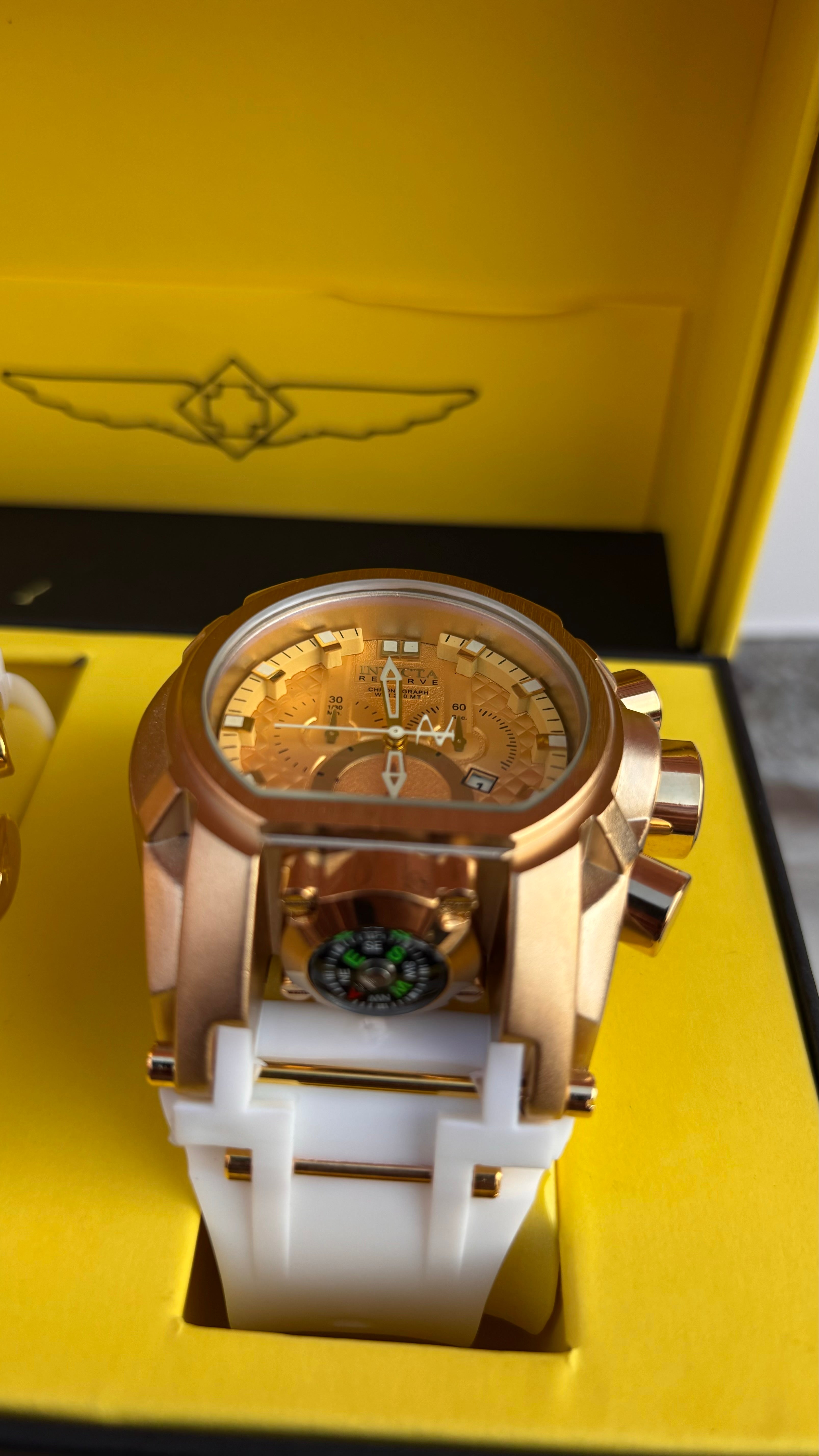 INVICTA BOLT GOMA PARA HOMBRE REF-BD