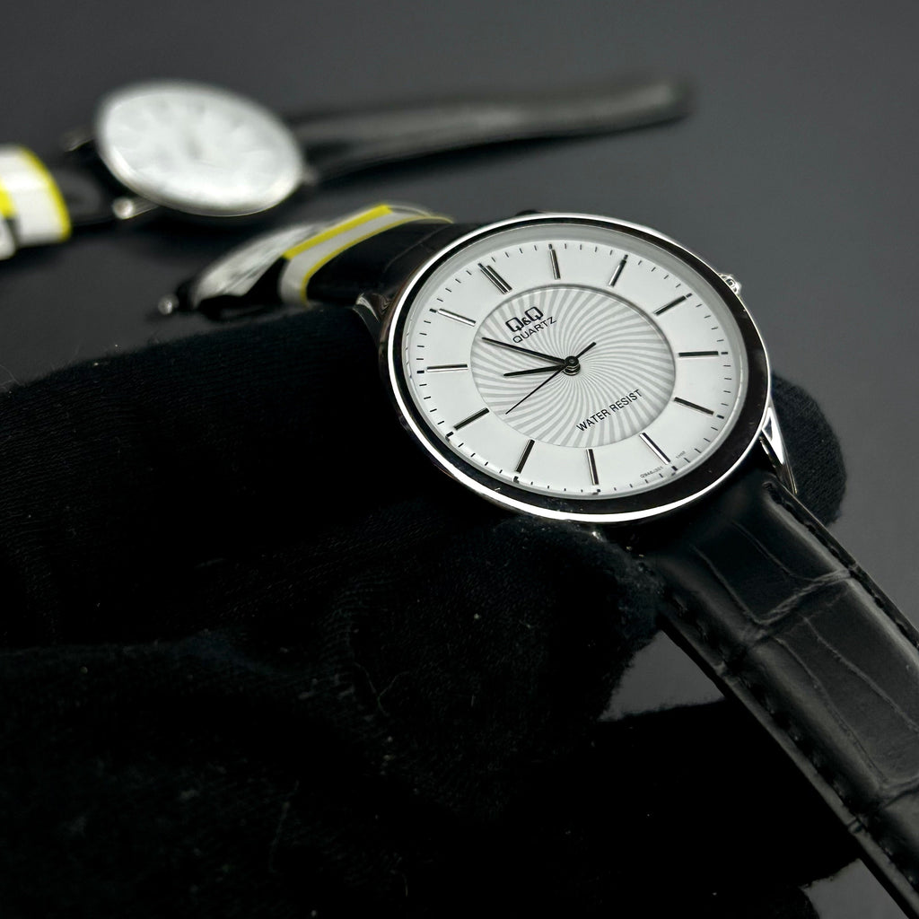 QyQ ORIGINAL PARA HOMBRE REF-Q948J301Y
