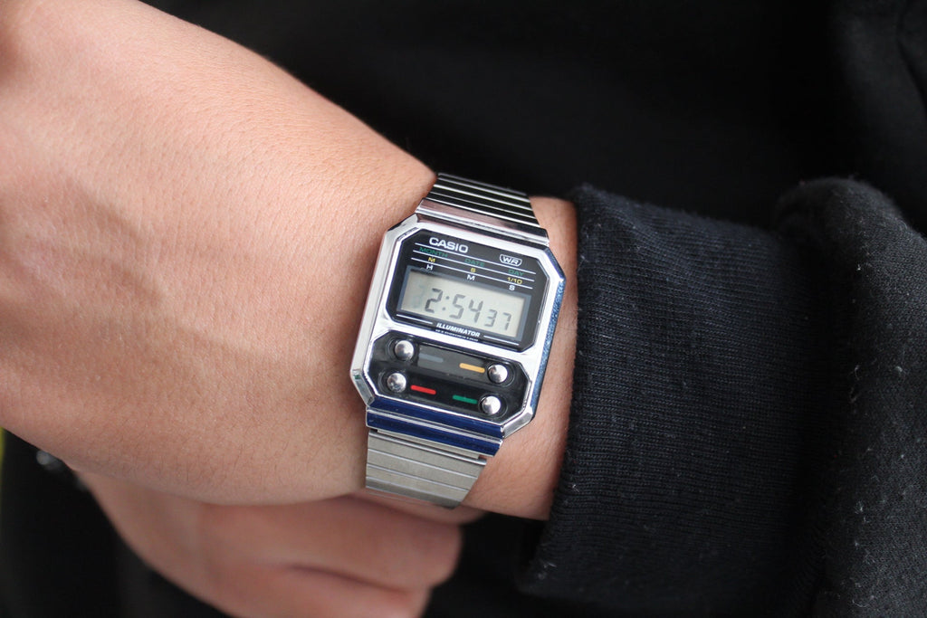 CASIO UNISEX RETRO VINTAGE A-1000-PLATEADO